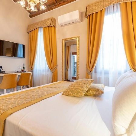 Residenza La Duchessa Deluxe Rooms Venedig Eksteriør billede