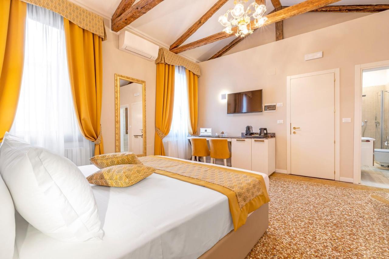 Residenza La Duchessa Deluxe Rooms Venedig Eksteriør billede