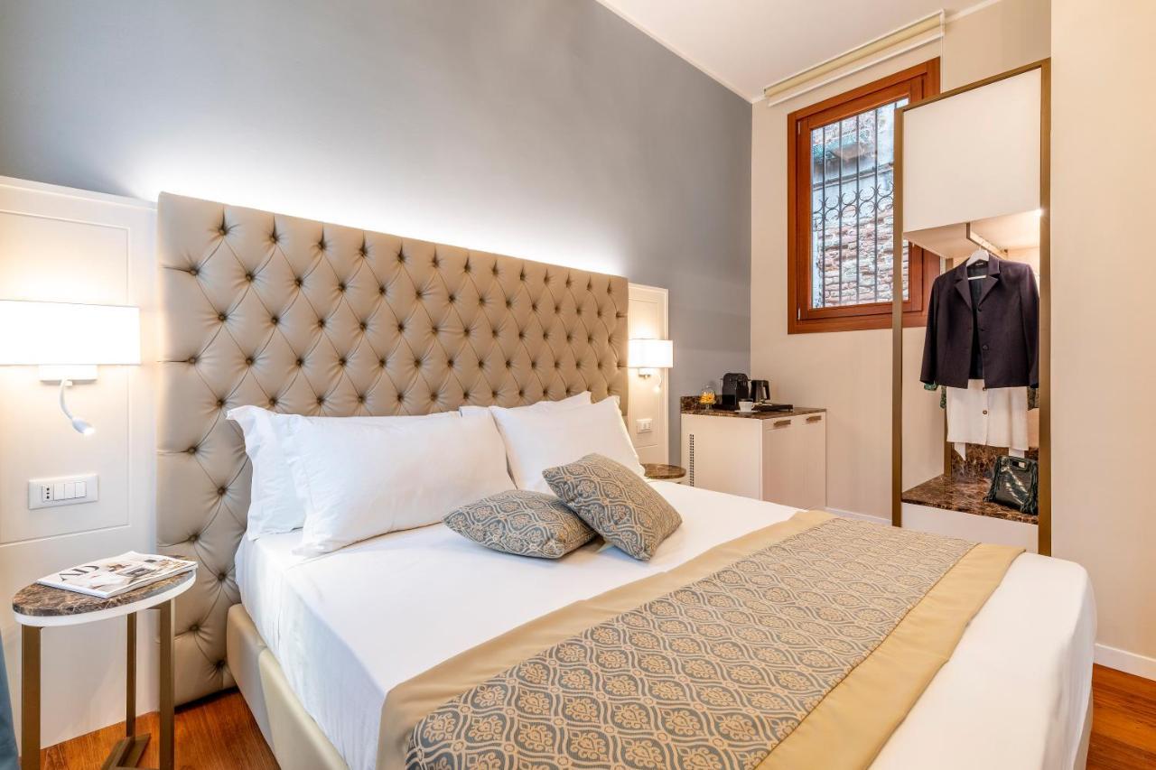 Residenza La Duchessa Deluxe Rooms Venedig Eksteriør billede