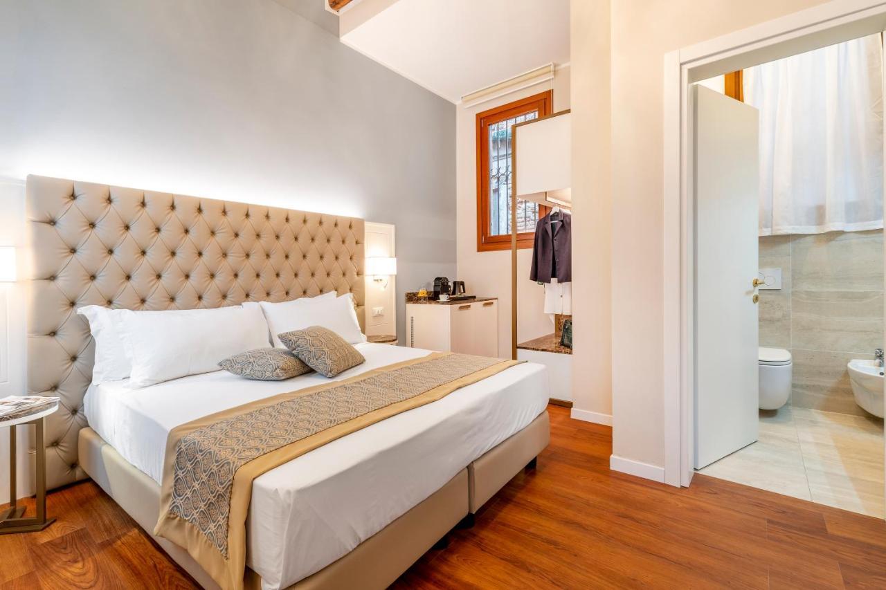 Residenza La Duchessa Deluxe Rooms Venedig Eksteriør billede